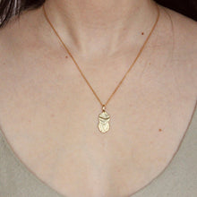 Load image into Gallery viewer, the venus pendant by talayee fine jewelry on figure