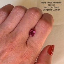 Load image into Gallery viewer, Persepolis Gemstone Signet Ring