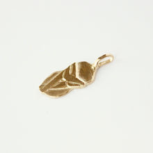 Load image into Gallery viewer, the venus pendant by talayee fine jewelry is a 14k gold female figure pendant handmade in san francisco
