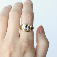 Load image into Gallery viewer, Persepolis Gemstone Signet Ring