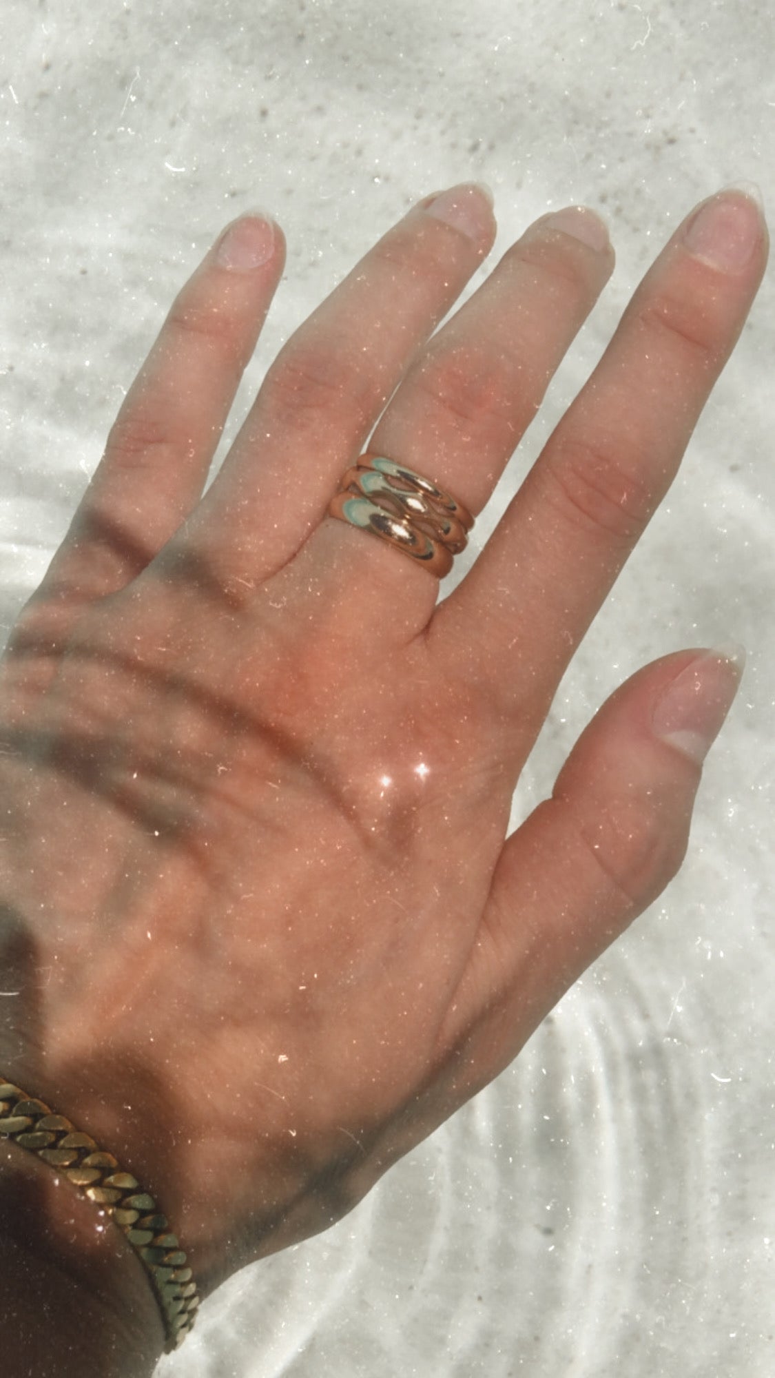 Can Gold Jewelry Get Wet? Talayee Fine Jewelry