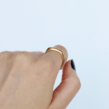 Load image into Gallery viewer, handmade 14k gold wedding band for men or women
