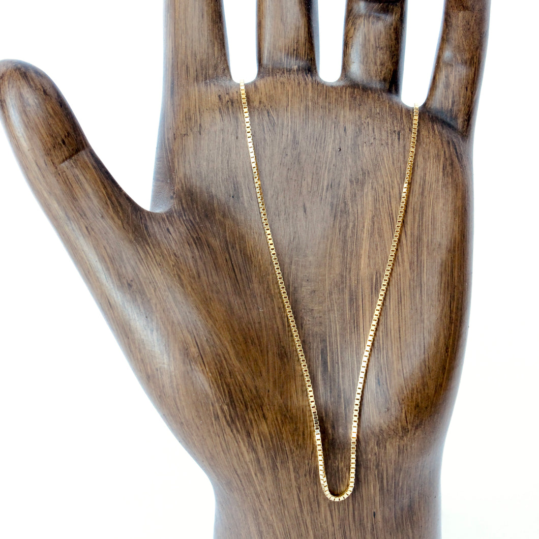 talayee fine jewelry's classic 14k gold box chain