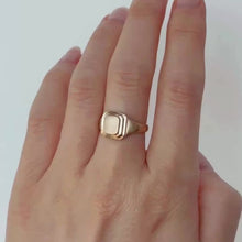 Load and play video in Gallery viewer, Talayee Fine Jewelry&#39;s Persepolis Signet ring in 14k yellow gold on figure. Handmade in San Francisco.
