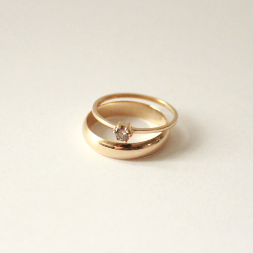 womens champagne diamond vow ring. wedding ring on right hand. 